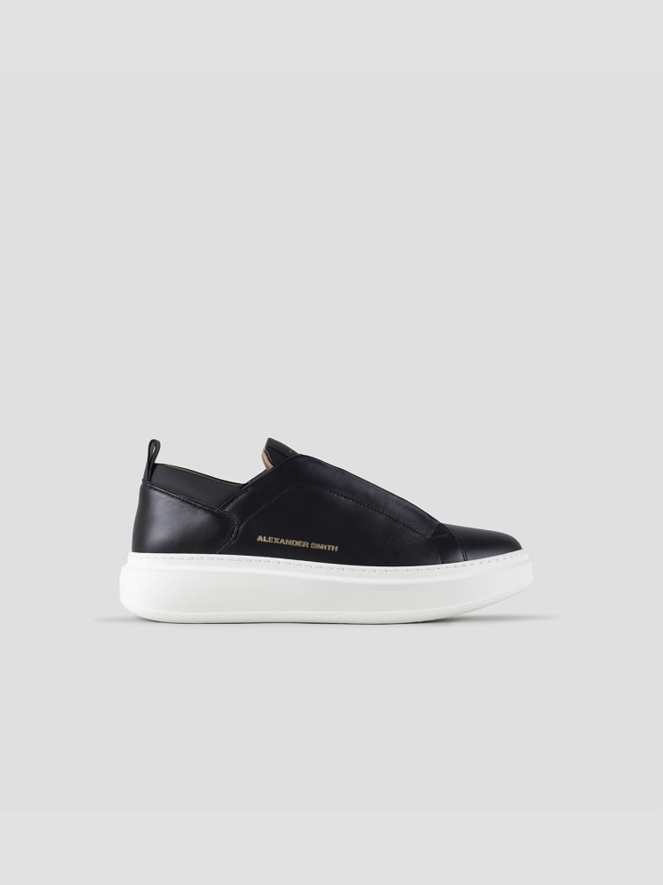 Alexander Smith wembley slip-on uomo in pelle nera con suola bianca – scarpe eleganti senza lacci made in italy